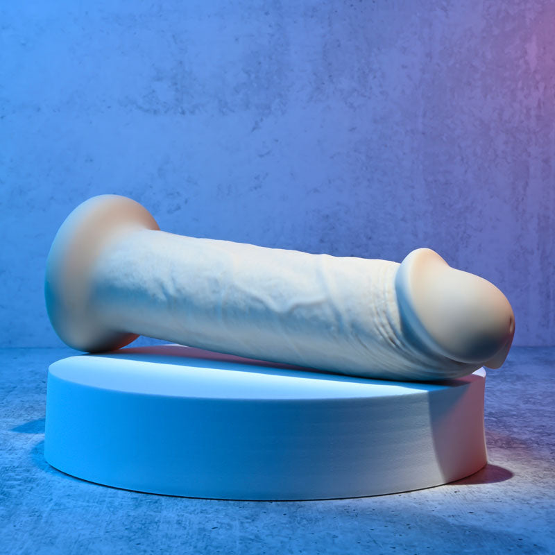 Evolved 7'' GIRTHY VIBRATING DONG LIGHT - Flesh 17.8 cm USB Rechargeable Vibrating Dong