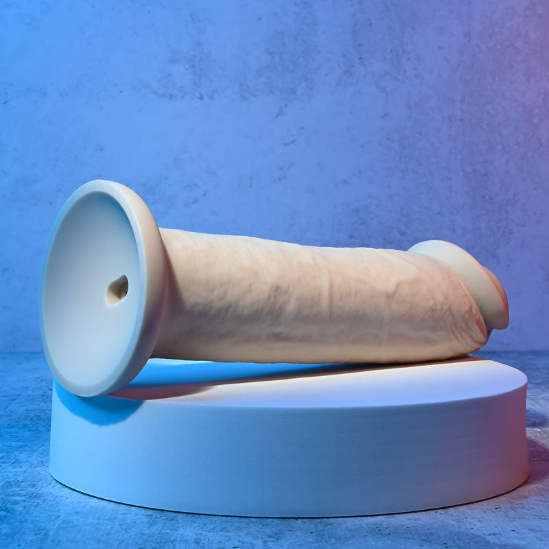 Evolved 7'' GIRTHY VIBRATING DONG LIGHT - Flesh 17.8 cm USB Rechargeable Vibrating Dong