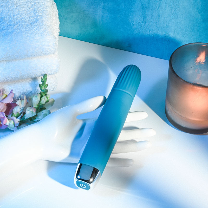 Evolved SUPER SLIM - Blue 19.7 cm USB Rechargeable Vibrator