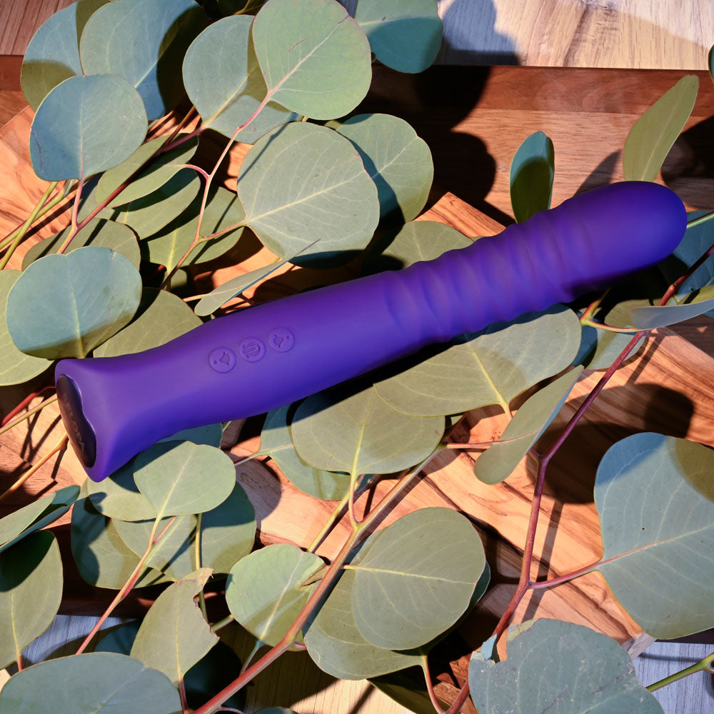 Selopa TRIXXXIE - Purple 22.2 cm USB Rechargeable Vibrator